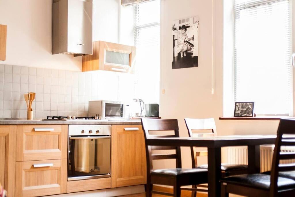 City Center 2Bdr Apartment Near Rustaveli Av. Tbilisi Exteriér fotografie