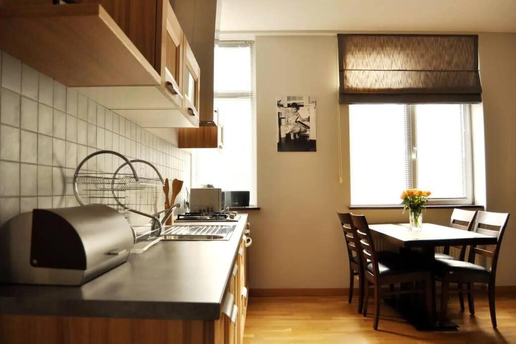 City Center 2Bdr Apartment Near Rustaveli Av. Tbilisi Exteriér fotografie
